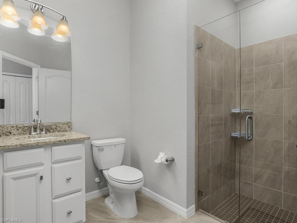 17575 Kinzie LN-20