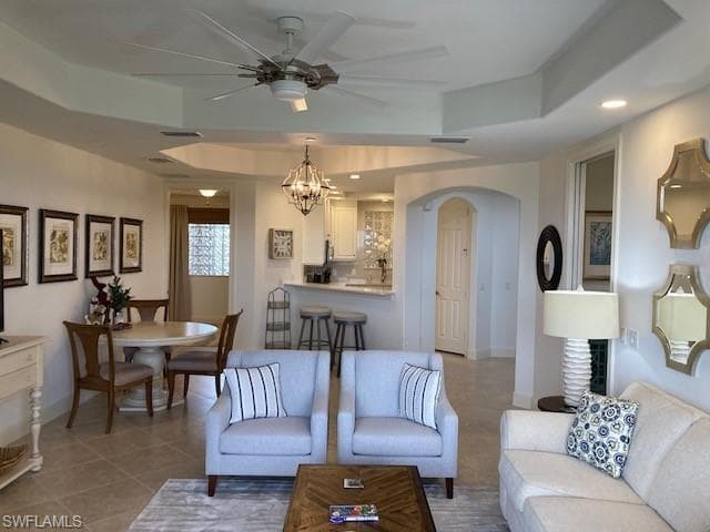580 El Camino Real 3805-22