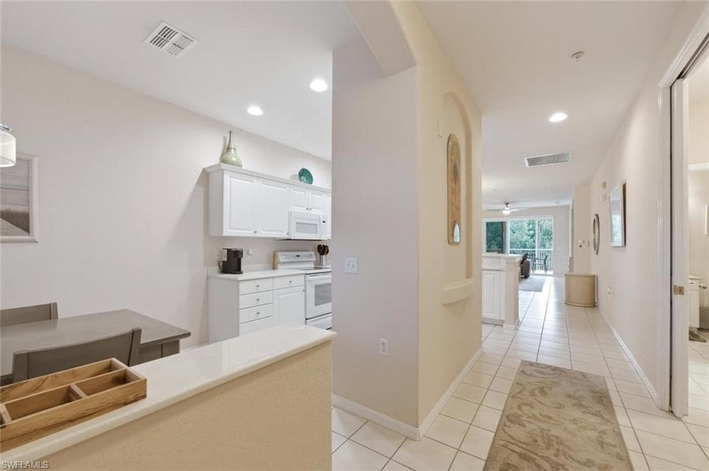 4873 Hampshire CT 104-2