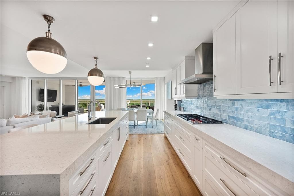 13915 Old Coast RD 506-8