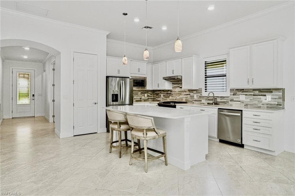 9395 Greyhawk TRL-6