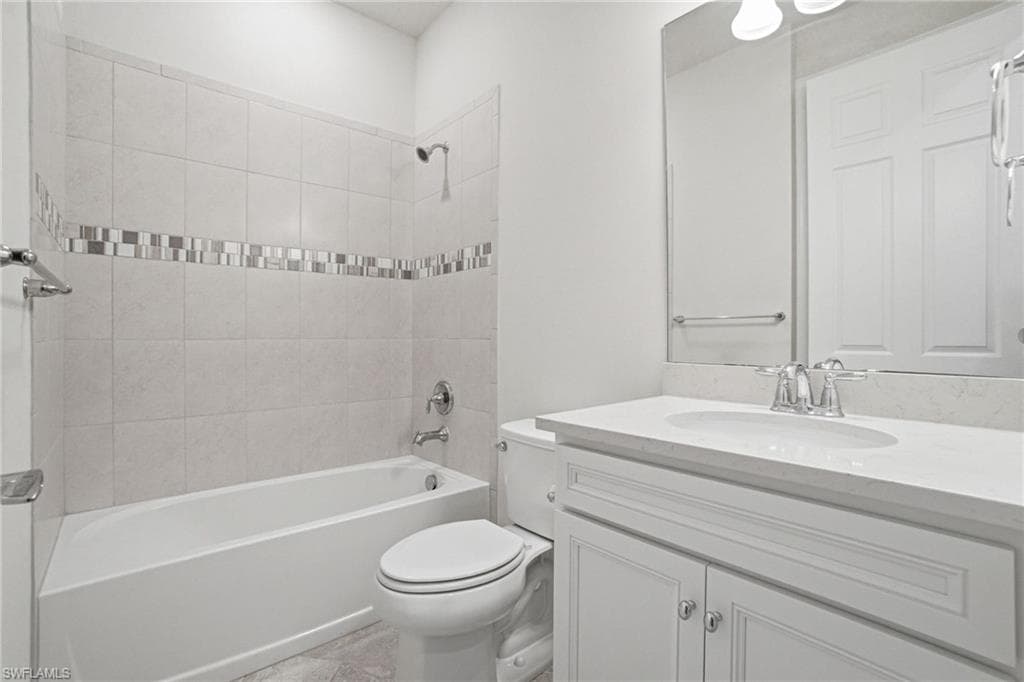 9395 Greyhawk TRL-24