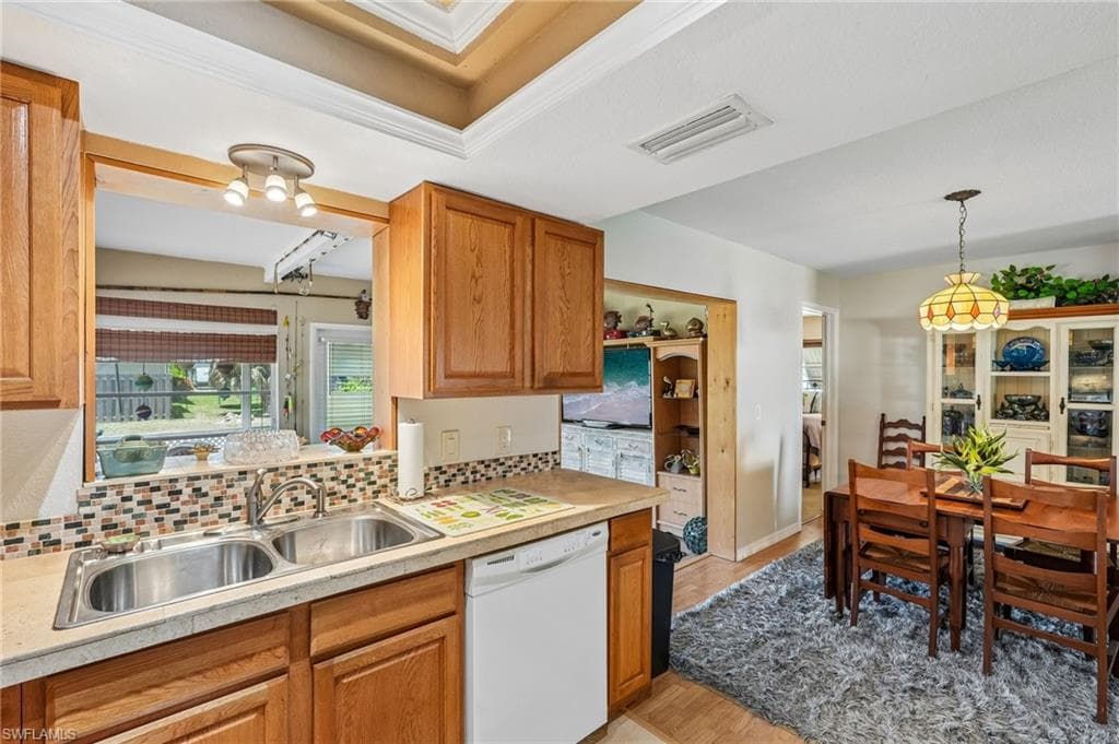 27968 Temple Terrace DR-10