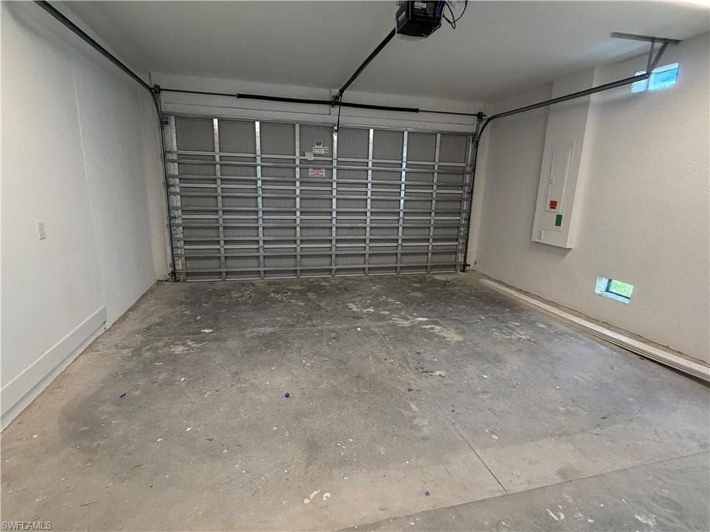 9912 Portofino CIR-17