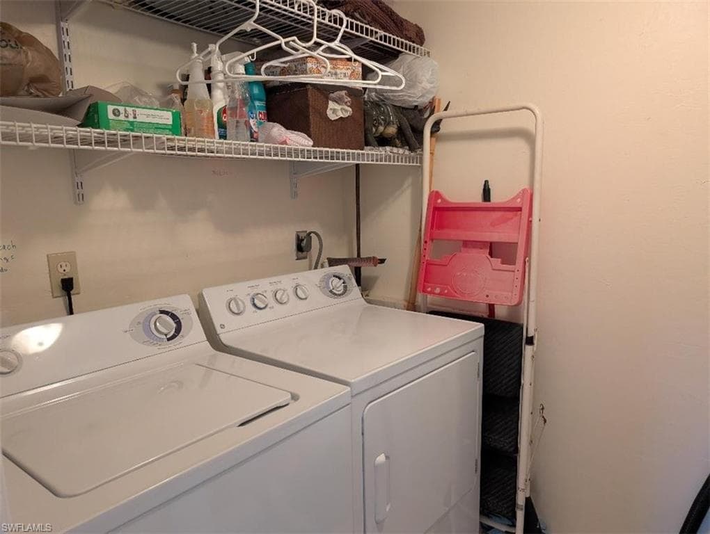 719 SW 47th TER 202-11