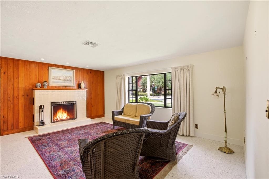 2706 Rhode Island AVE-5