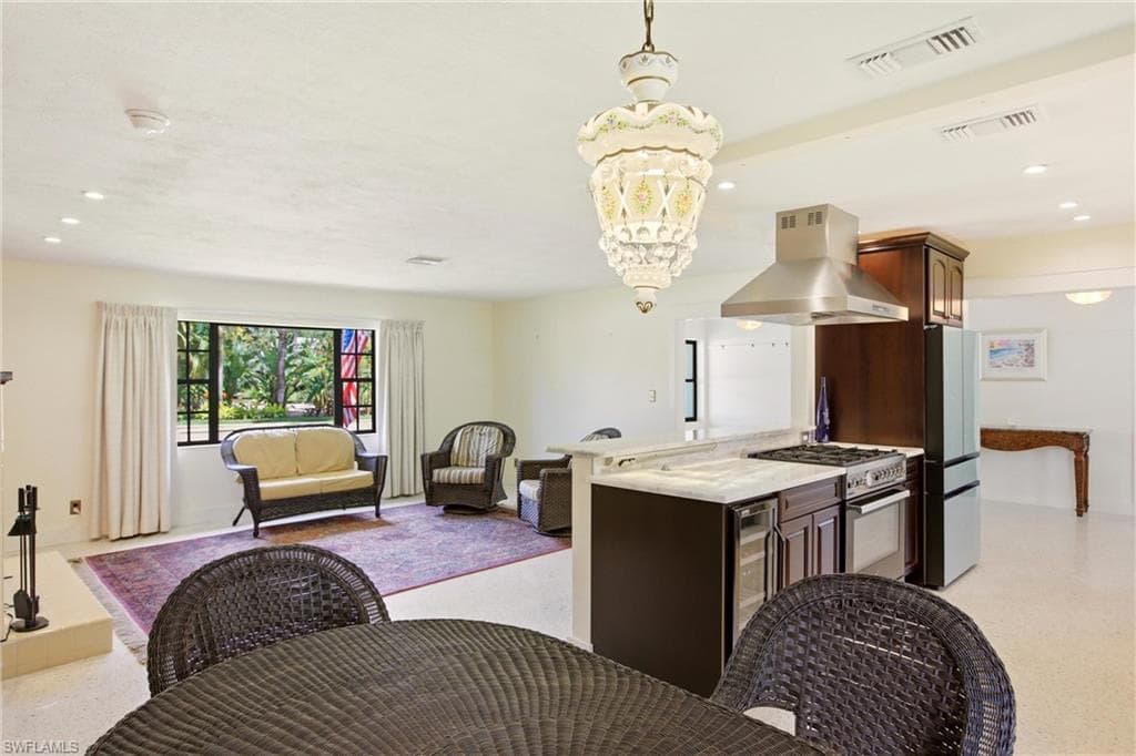2706 Rhode Island AVE-11