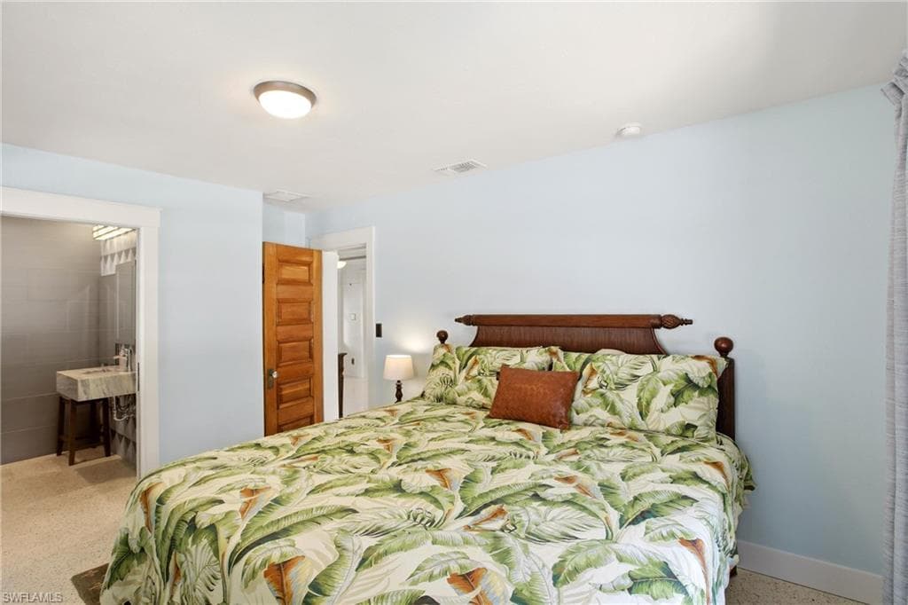 2706 Rhode Island AVE-14
