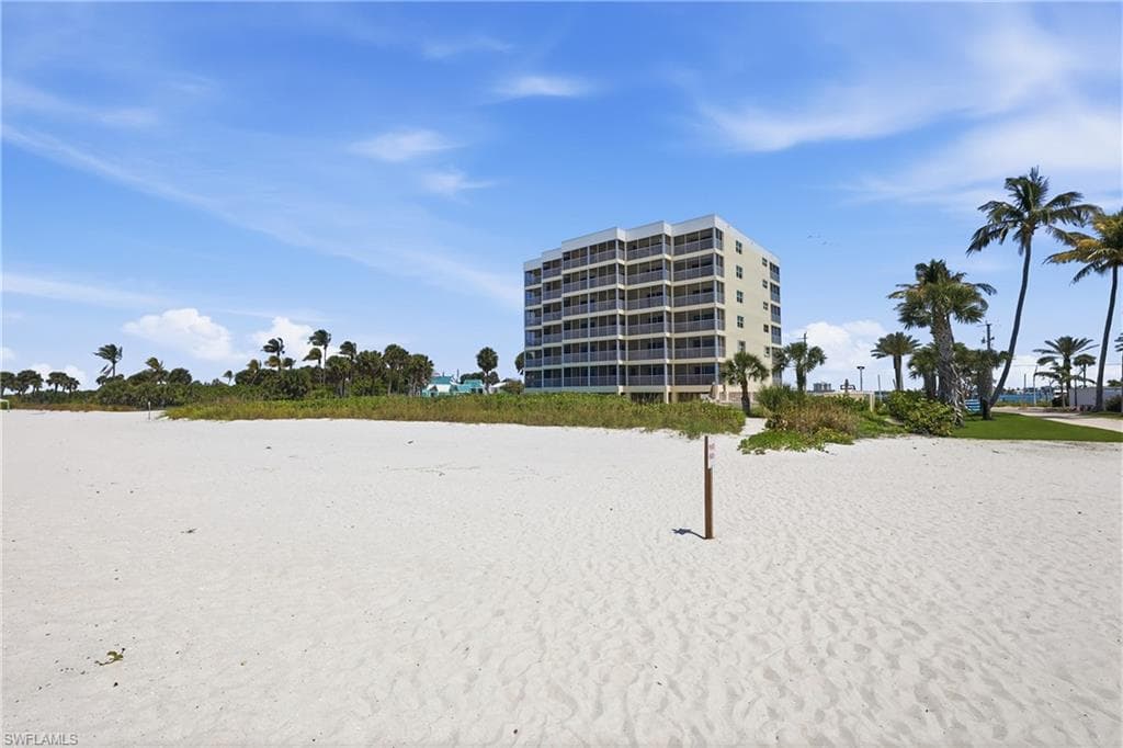 100 Estero BLVD 434-34