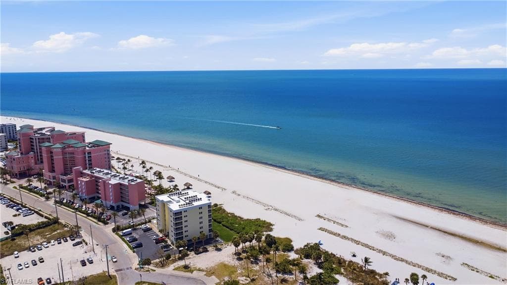 100 Estero BLVD 434-35