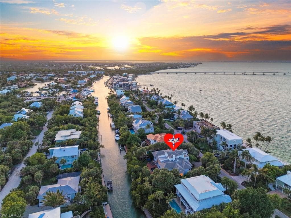545 Lighthouse WAY-44
