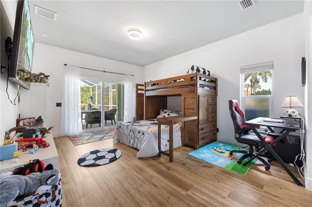 2513 Blackburn CIR-24