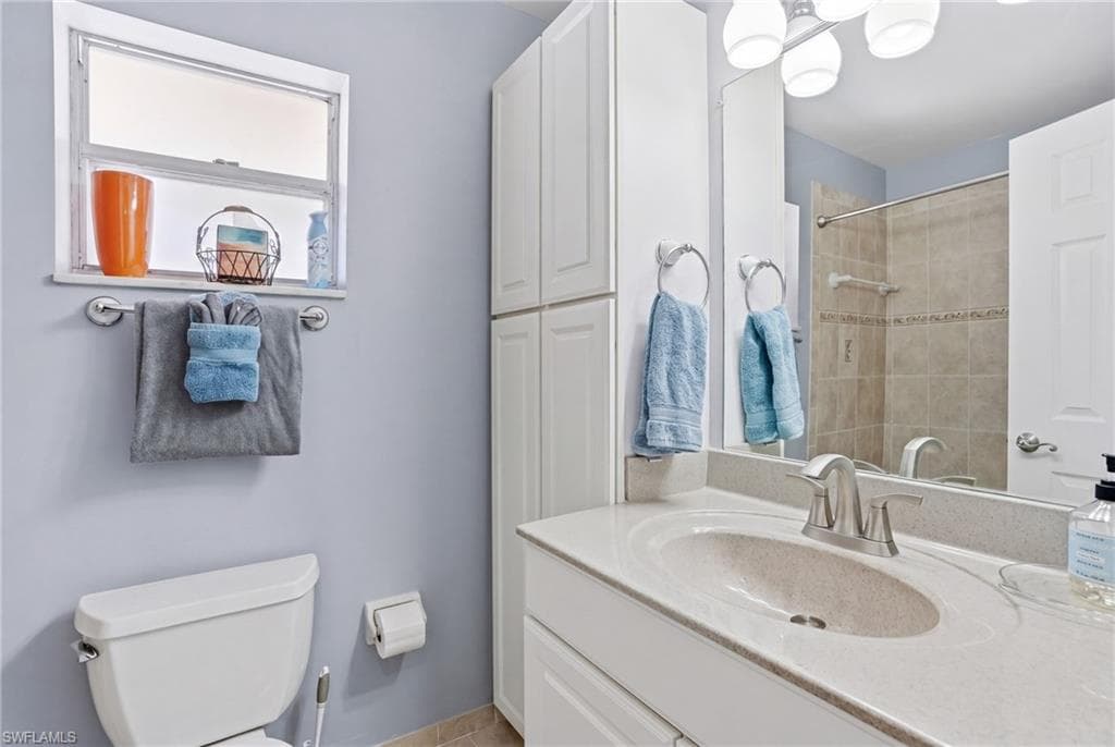 4289 Island CIR 1-27