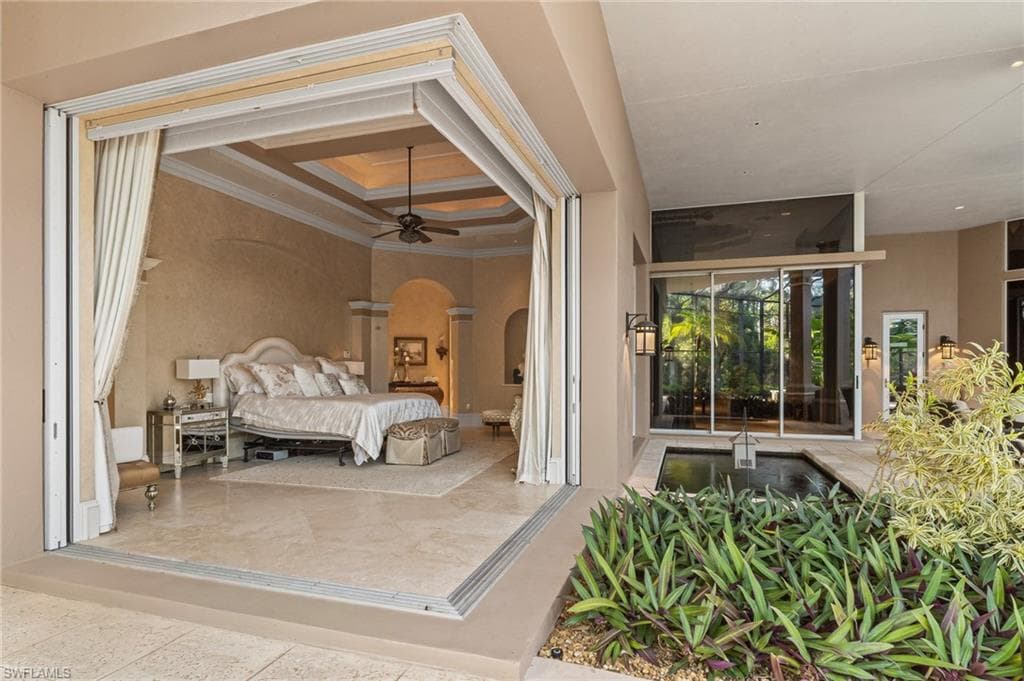 4457 Club Estates DR-26