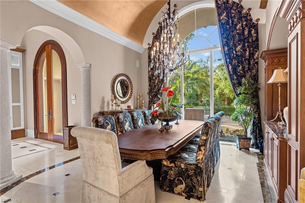 4457 Club Estates DR-15