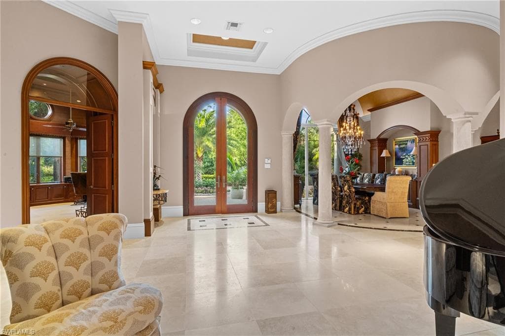 4457 Club Estates DR-11
