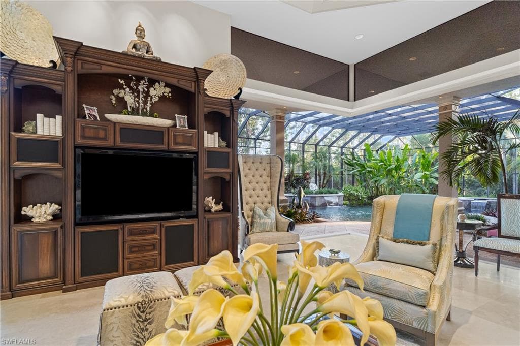 4457 Club Estates DR-19