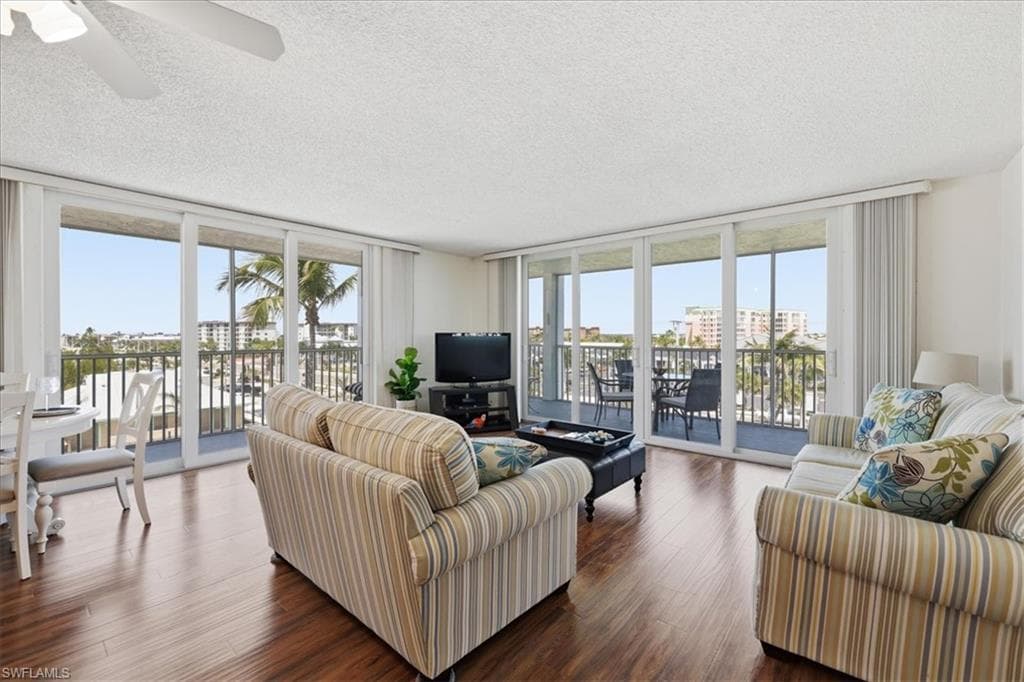 7148 Estero BLVD 423-12