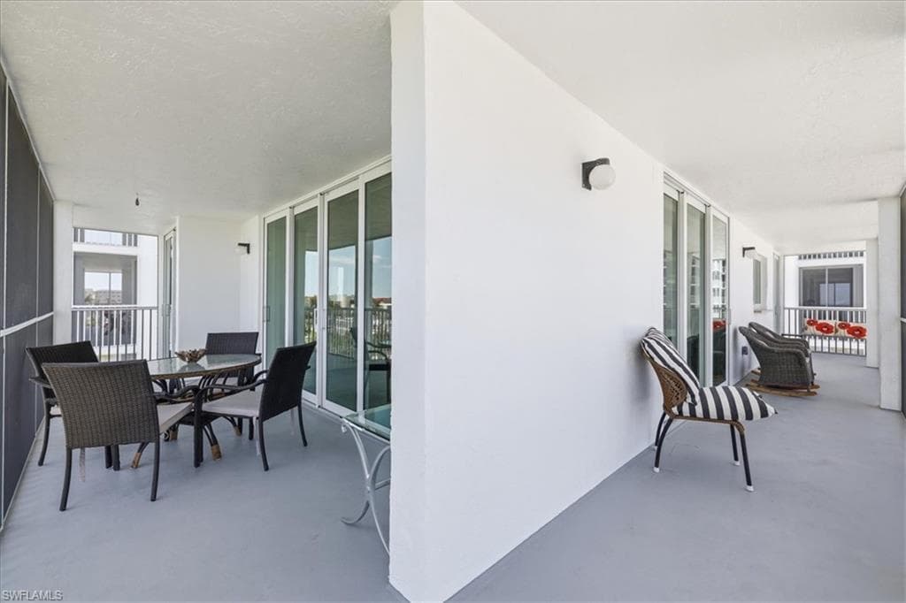 7148 Estero BLVD 423-4