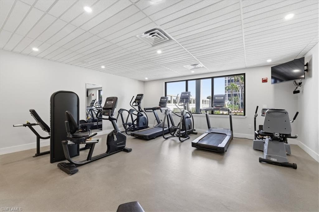 7148 Estero BLVD 423-17
