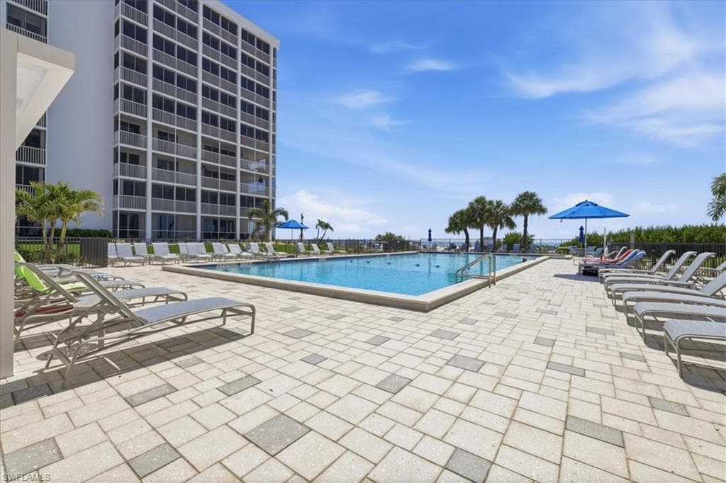 7148 Estero BLVD 423-18