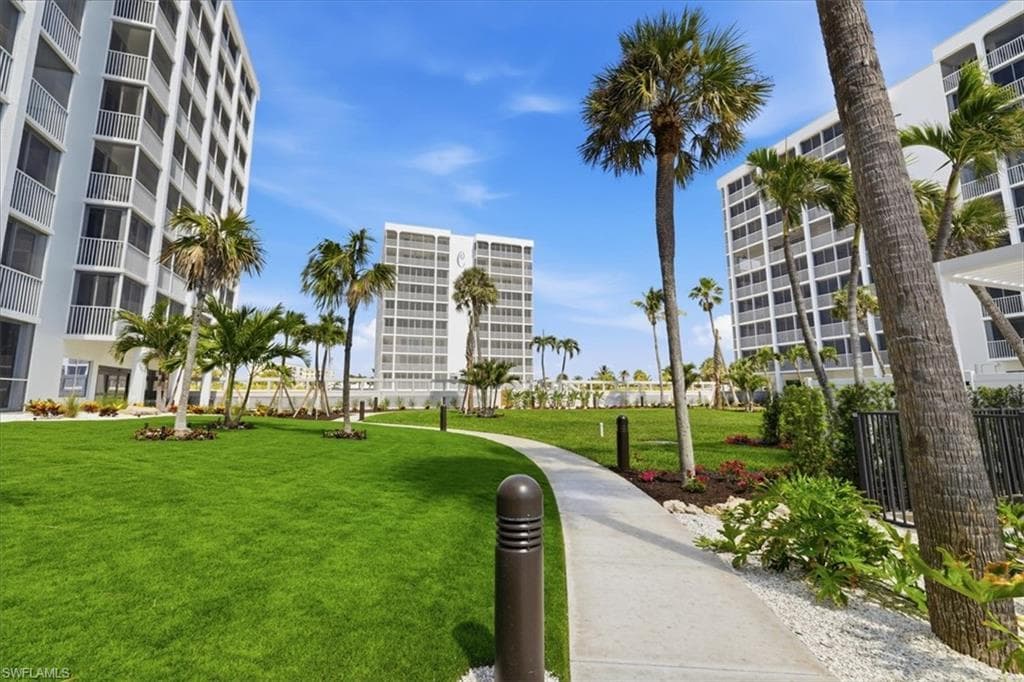 7148 Estero BLVD 423-20