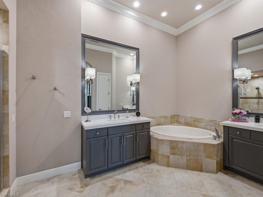 28511 Calabria CT 202-16