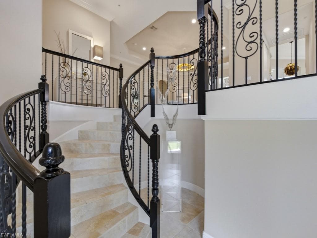 28511 Calabria CT 202-2