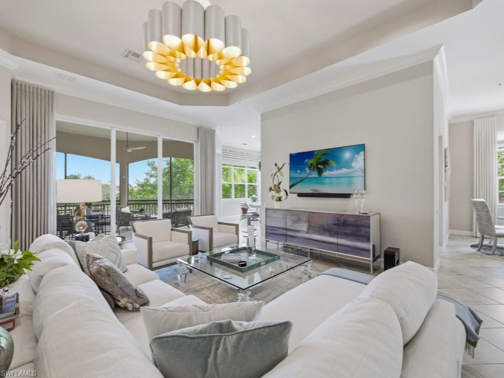 28511 Calabria CT 202-4