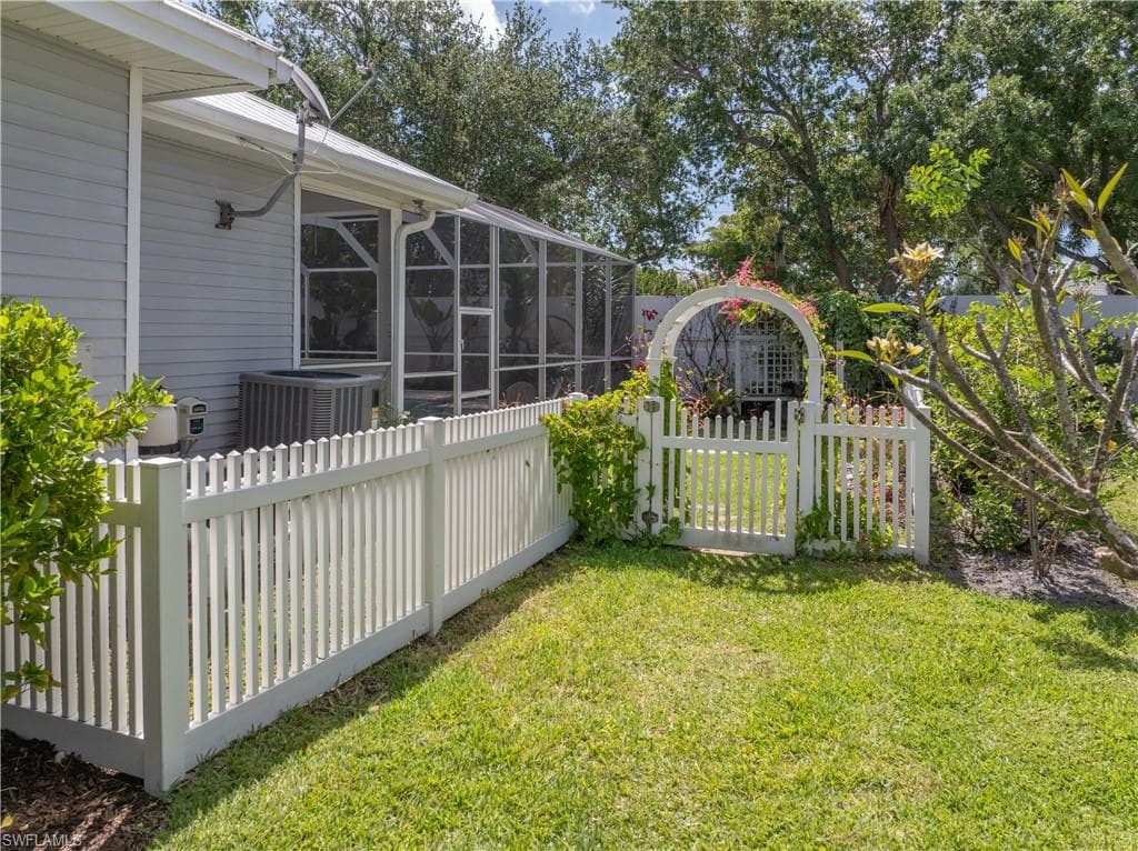 12341 McGregor Palms DR-40