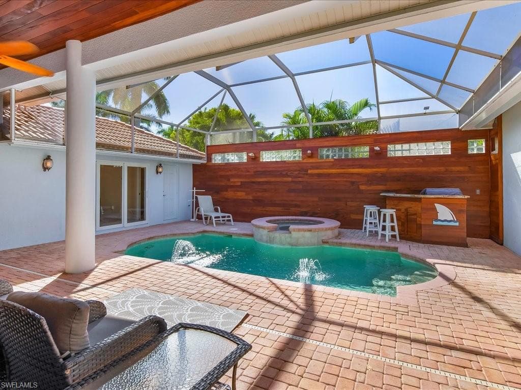 1309 Briarwood CT-6