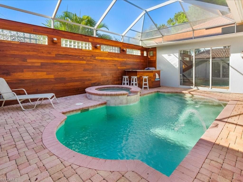 1309 Briarwood CT-9