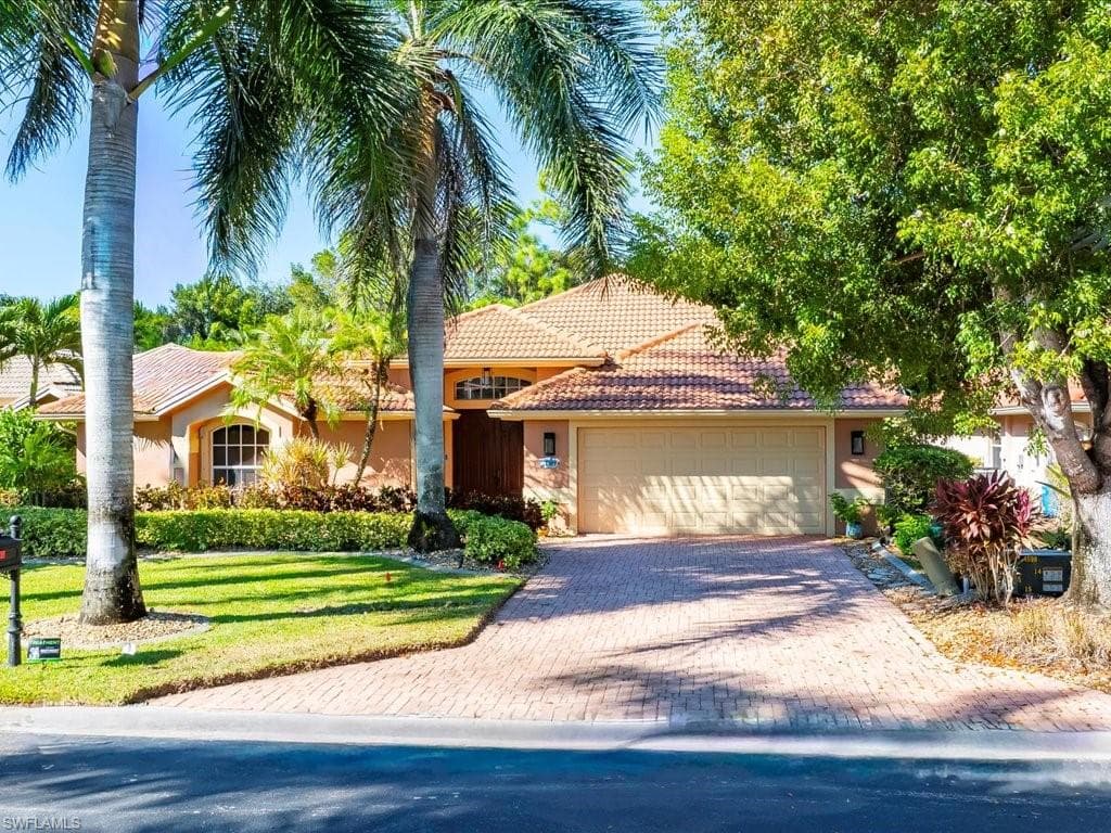 1309 Briarwood CT-44