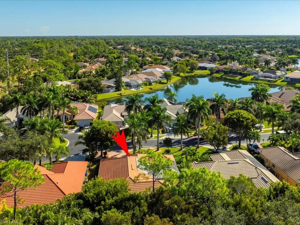 1309 Briarwood CT-43