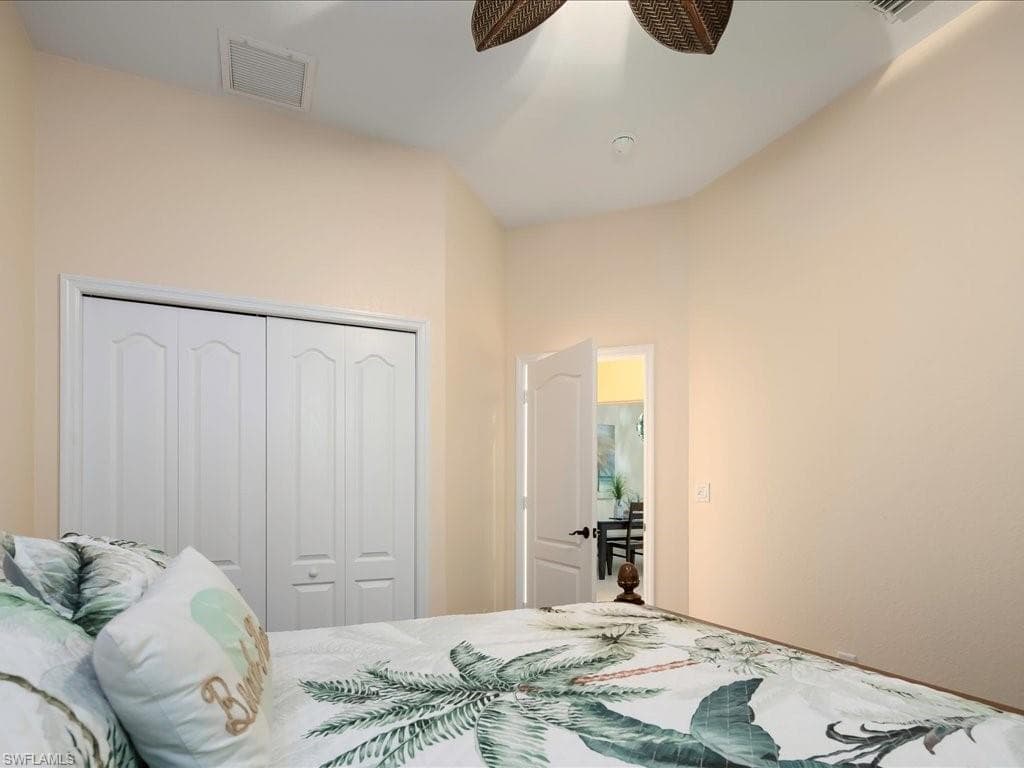 1309 Briarwood CT-34