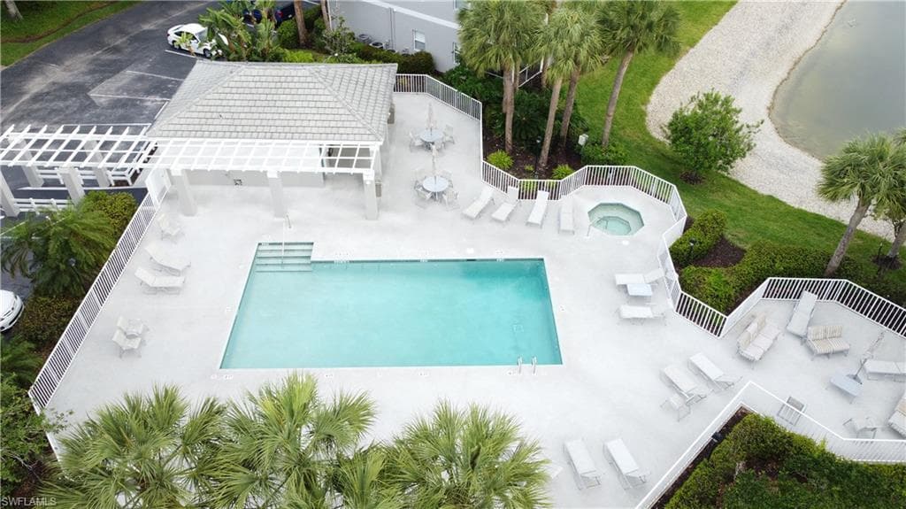 12070 Summergate CIR 101-32