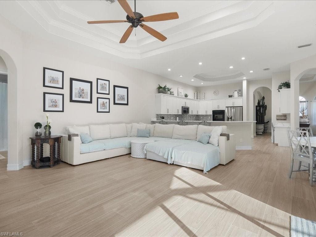 16109 Waterleaf LN-8