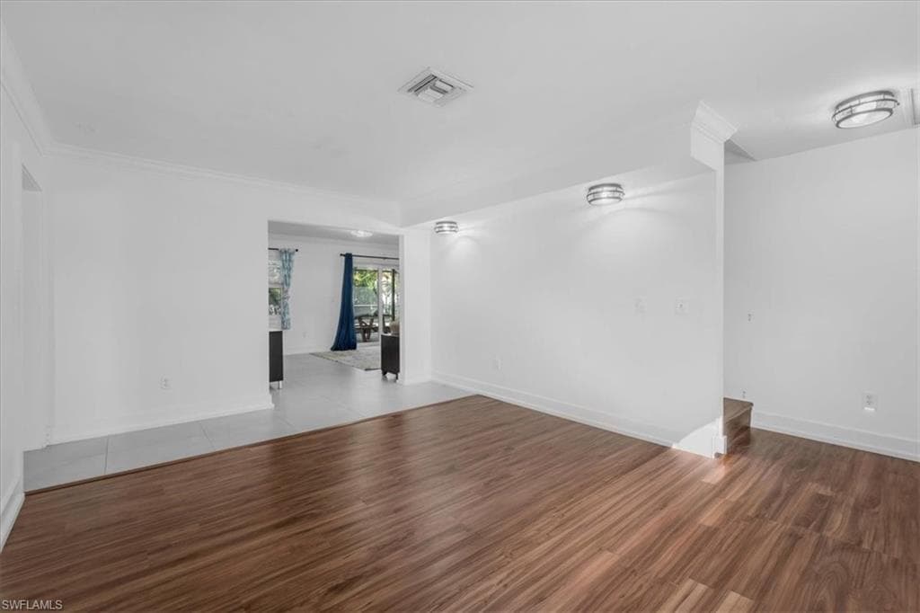 7165 Columbia CIR E-5