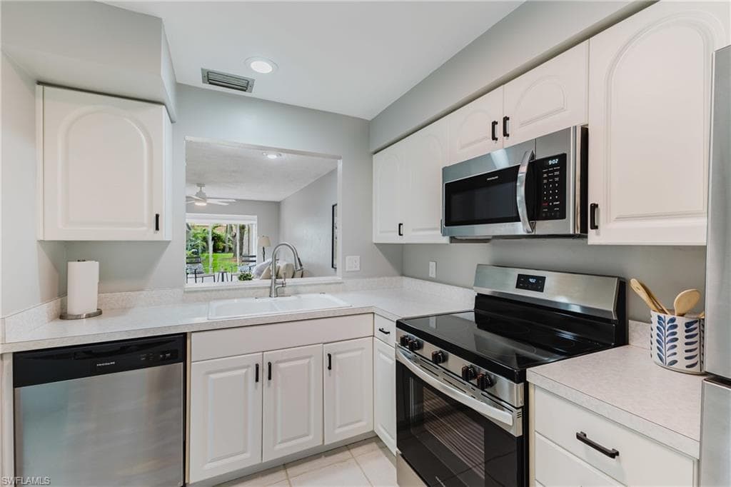 6300 Pointe BLVD 473-3