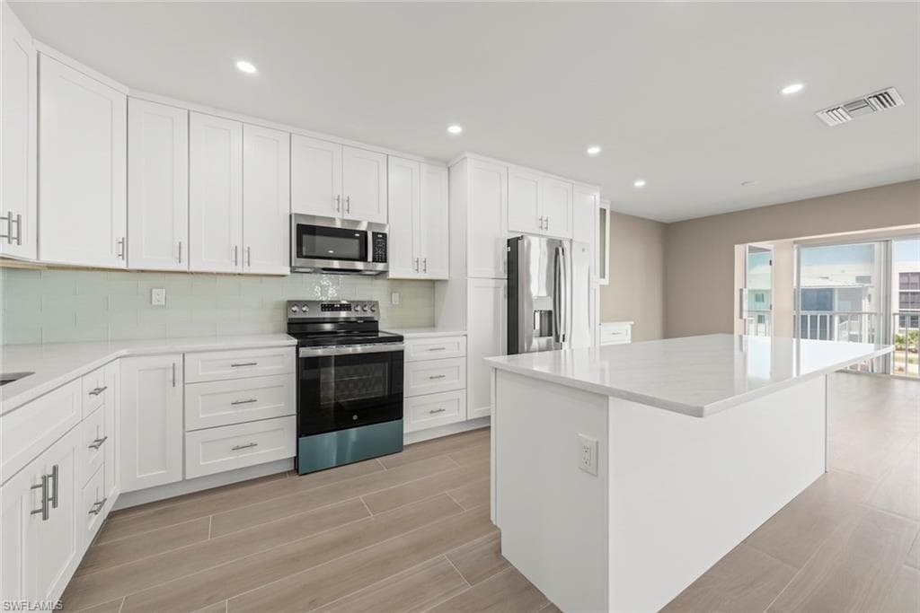 1341 Middle Gulf DR 14C-14