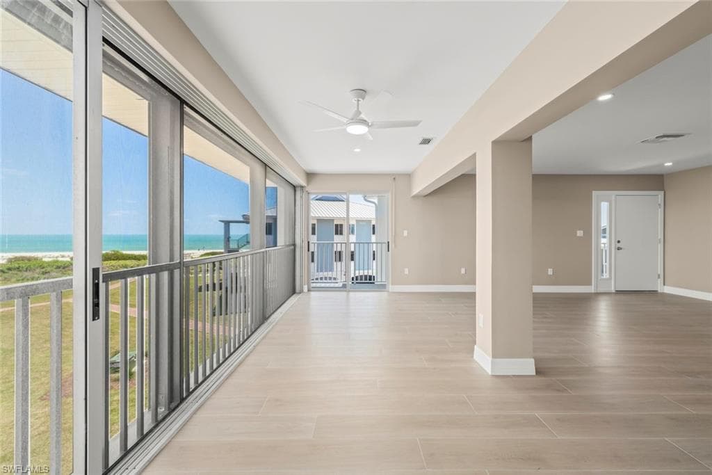 1341 Middle Gulf DR 14C-9