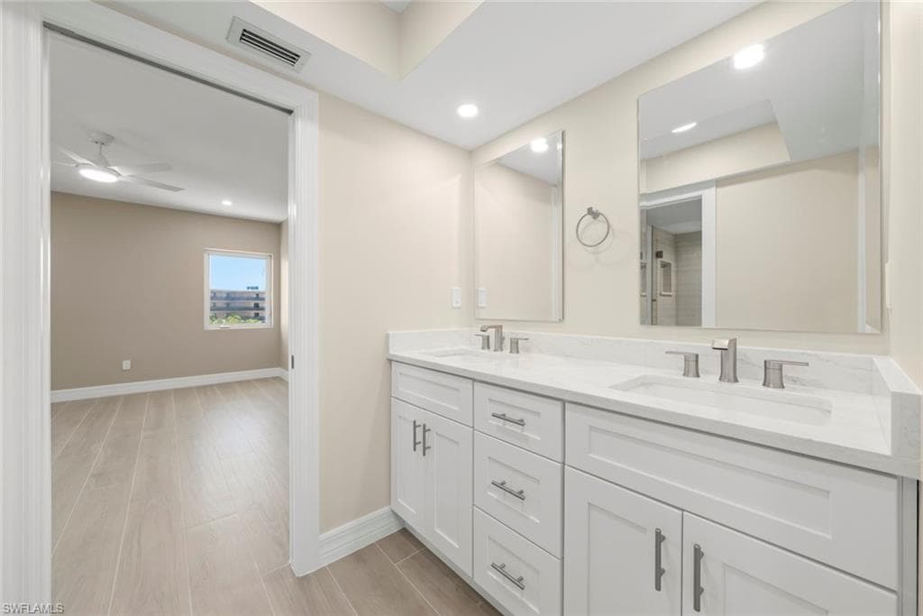 1341 Middle Gulf DR 14C-29