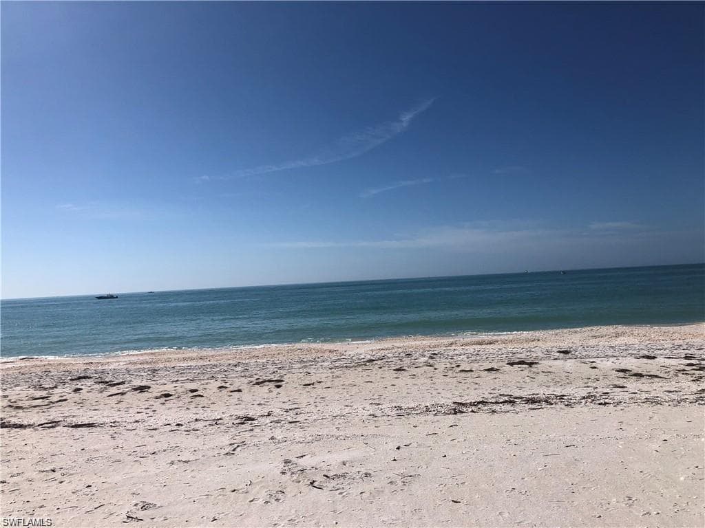 12541 South Banks DR-15