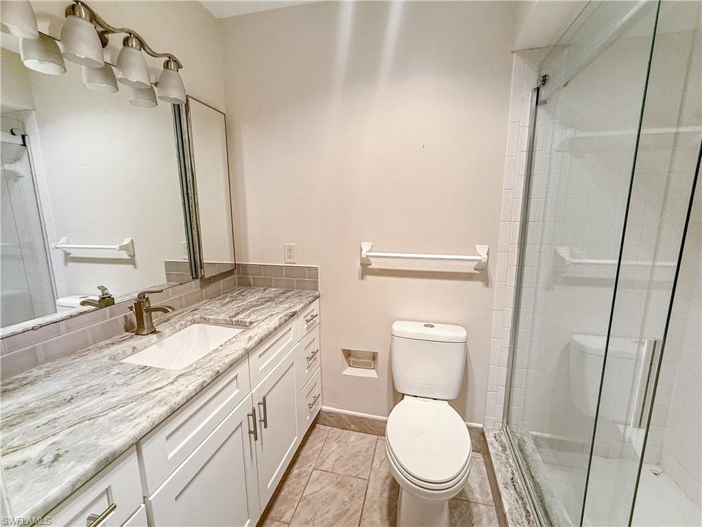 1398 Myerlee Country Club BLVD-2
