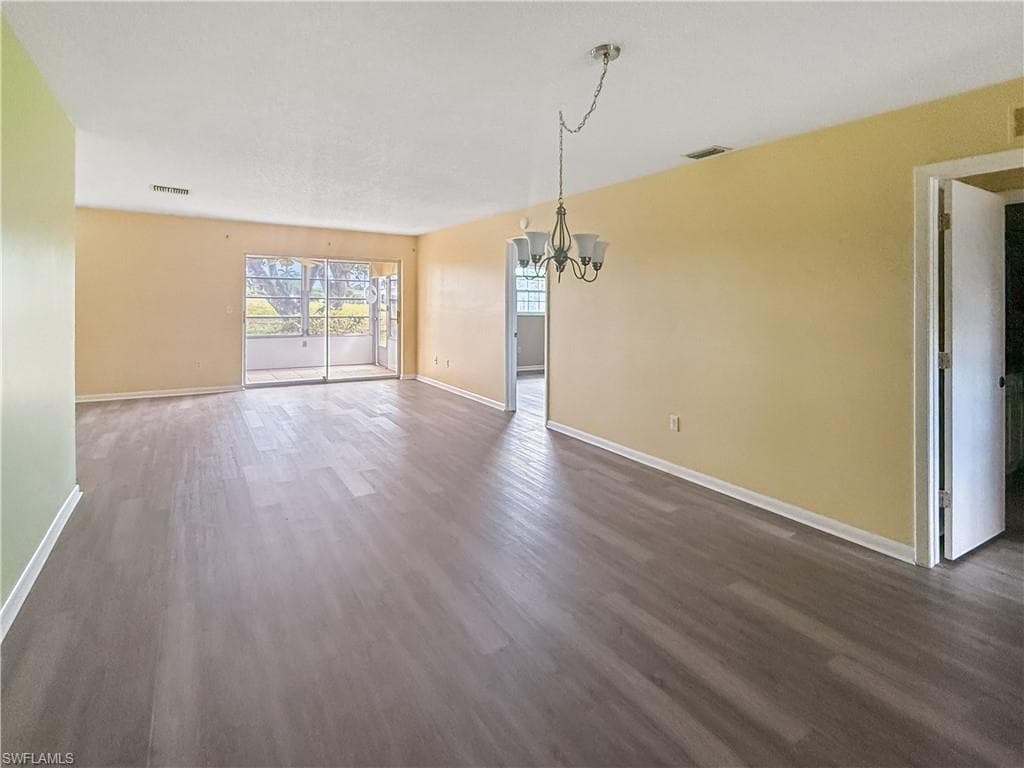 1398 Myerlee Country Club BLVD-9