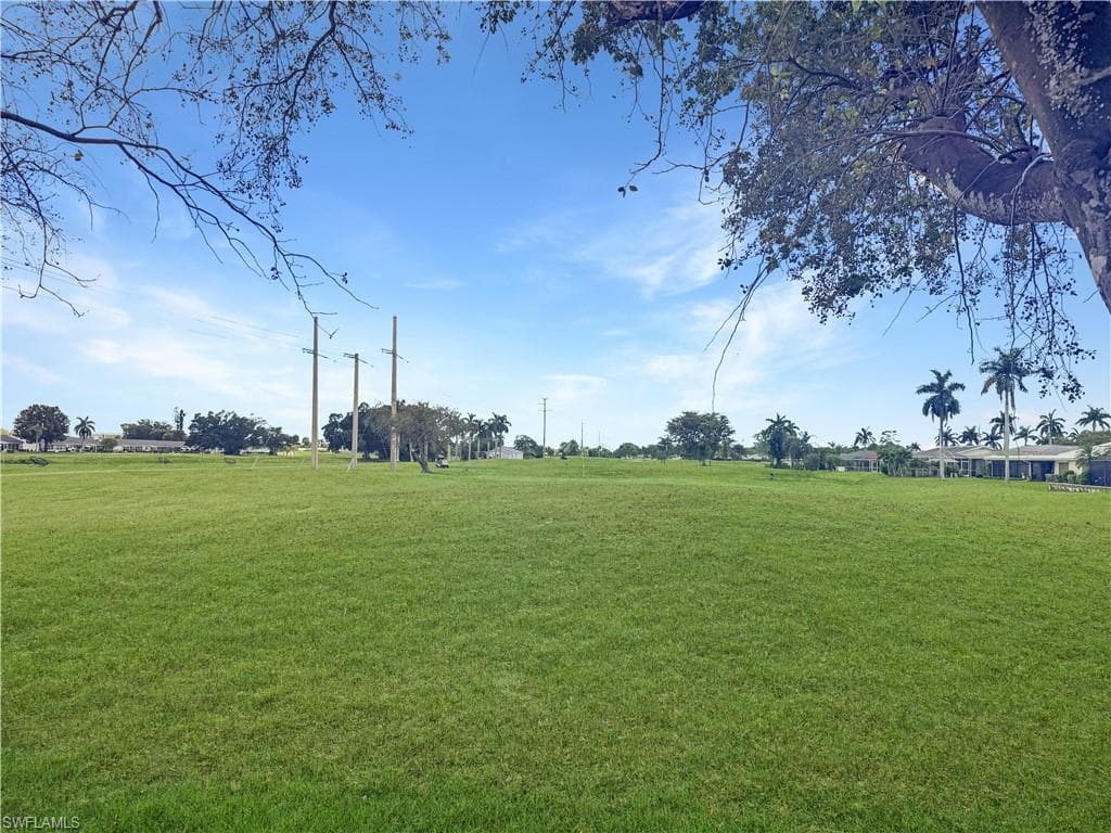 1398 Myerlee Country Club BLVD-20