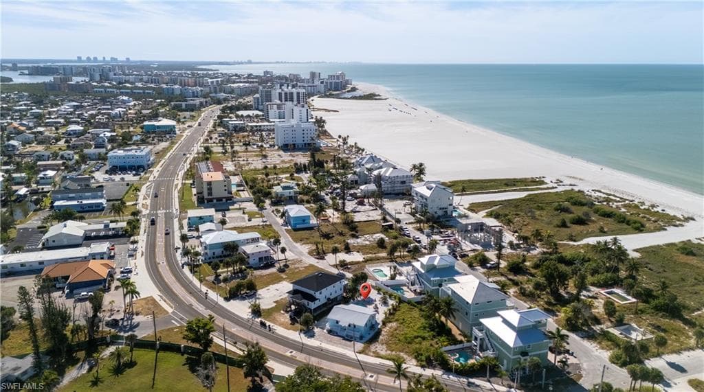 6030 Estero BLVD-35