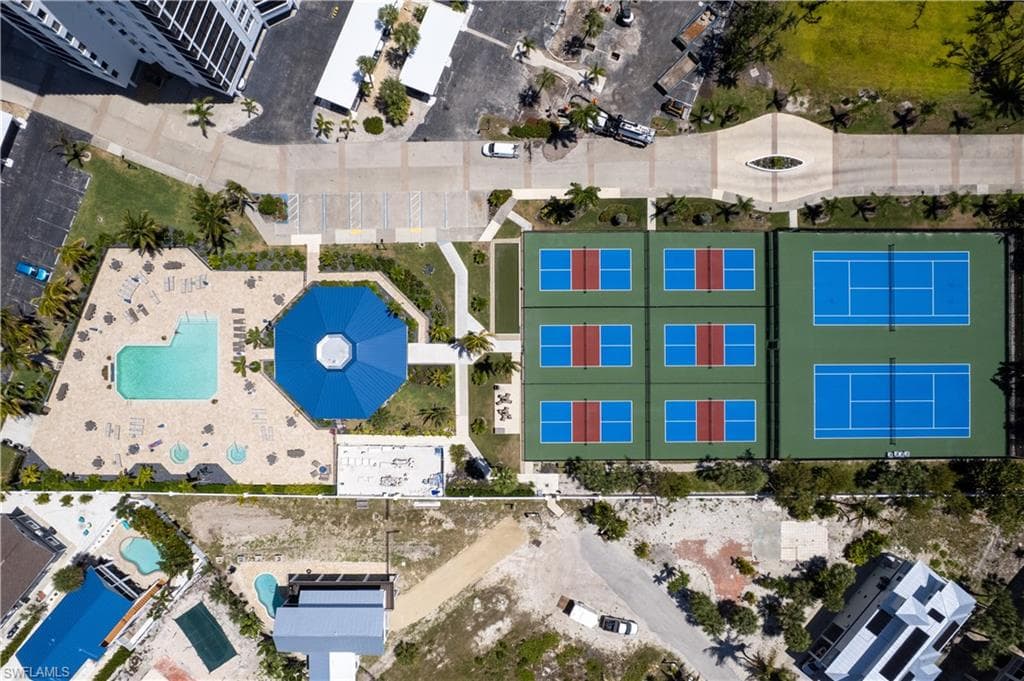 4753 Estero BLVD 905-2