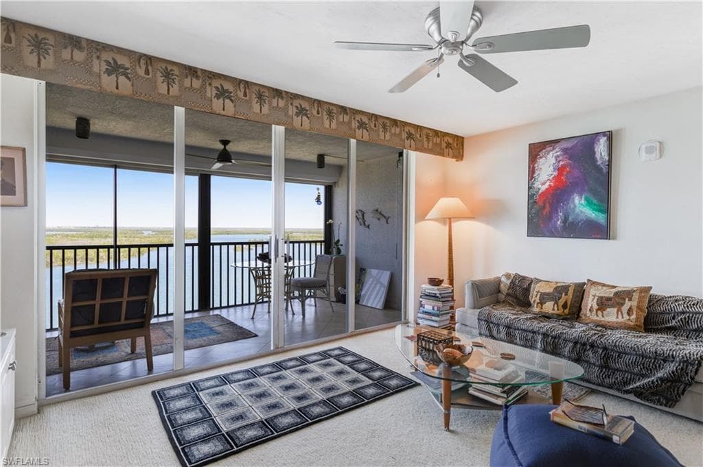 4753 Estero BLVD 905-4