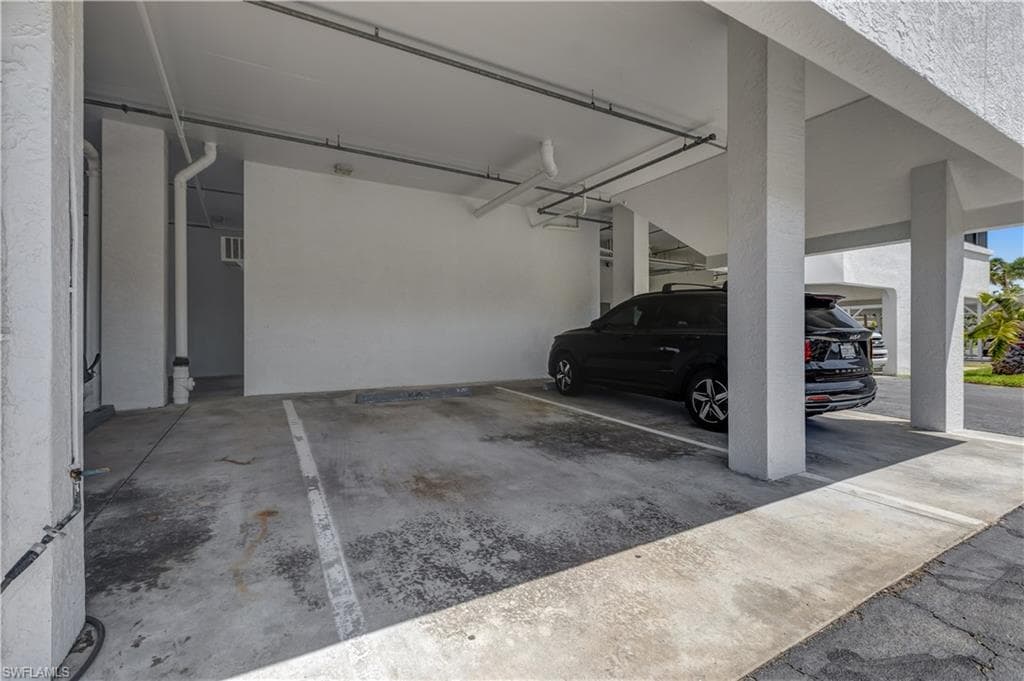 4753 Estero BLVD 905-32